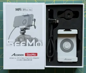 Accsoon 664918771805 Seemo Ios/hdmi Adapter White Turn Your Appleiphone/ipad Into A Monitor