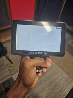 Andycine A6plus A6 Plus 5.5inch Camera Monitor With 2 Extre Batteries