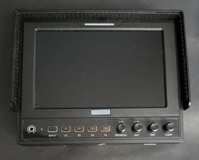 Comodo M7pro Lcd Field Monitor 7 Inch Screen With Case 12v 11w