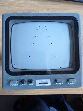 Crest Vm-5twa 5.5 Inch Monitor With Audio Model