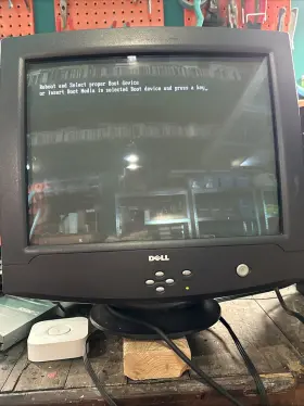 D1726s-hs Dell Trintron 17 Inch Crt Bnc Monitor Svga Vga