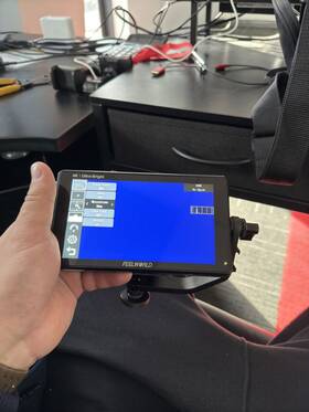 Feelworld Lut6s Lut6 6 Inch Video Monitor With Battery And Charger Hdmi To Micro