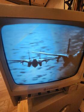 Hitachi Vm-902u Crt Cctv Video Monitor 9 Inch B&w
