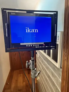 V17e Ikan Hd Monitor 17 Inch