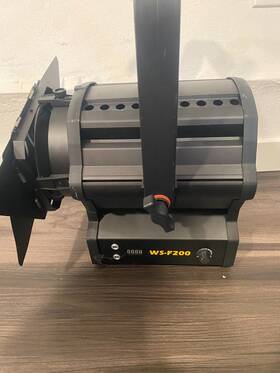 Ikan Ws-f200 White Star Daylight Fresnel Led Light - 150w
