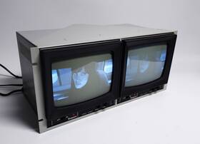 Ikegami Pm-900 Dual 8 Inch Monochrome Rack Crt Monitors Series Broadcast -as Is