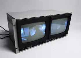 Pm-900 Ikegami Dual 8 Inch Monochrome Rack Crt Monitors Series Broadcast -as Is