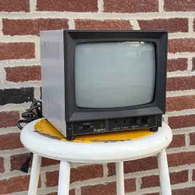 Pm-930 Ikegami Vintage Crt Picture Monitor - Retro Broadcast Display