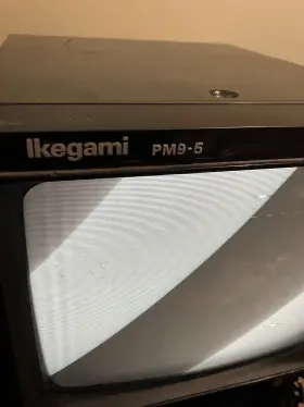 Pm9-5 Ikegami Black And White 9 Inch Monitor With Power Cord