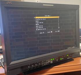 Jvc Dt-e17l4g 17-inch Multi-format Lcd Video Monitor