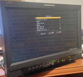 Dt-e17l4g Jvc 17-inch Multi-format Lcd Video Monitor