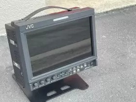 Dt-v9l1d Jvc Dtv9l1d 9-inch Multi-format Lcd Monitor Broadcast Screen