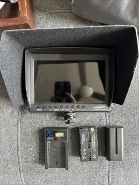 90093430 Neewer F100 7 Inch Ips Screen On-camera Field Hd Monitor With Battery And Charger