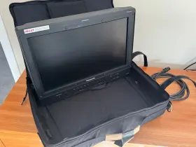Bt-lh1850 Panasonic Widescreen Field Monitor In Portabrace Case