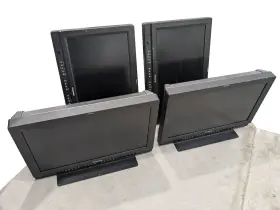 Bt-lh2600w Panasonic Lot Of 4 Professional 26 Inch Sdi Monitors