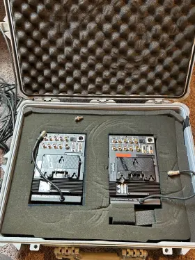 Bt-uh900p Panasonic Hd Monitor Model X 2 With Pelican Case