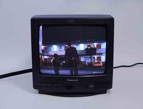 Panasonic Ct-1386uvd 13 Inch Color Video Monitor Crt S-video Bnc Retro Gaming
