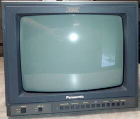 Panasonic Pcct1390y Ct-s1390y 13 Inch Color Pvm - 420 Lines S-video 240p/480i Ntsc/pal