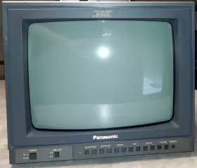 Ct-s1390y Panasonic Pcct1390y 13 Inch Color Pvm - 420 Lines S-video 240p/480i Ntsc/pal