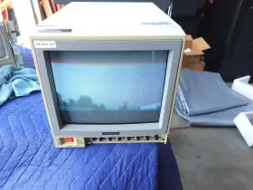 Wv-cm1000 Panasonic 9 Inch Monochrome Black And White Crt Bnc Monitor