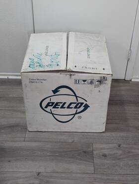 Pelco Pmcs17a 17 Inch Retro Crt Color Monitor - New Open Box