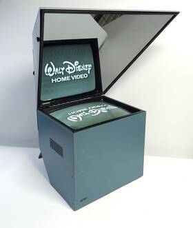 Qtv Vps-17 Videoprompter Vps-17/sl 17 Inch Crt Monitor And Beamsplitter Mirror With Hood -works