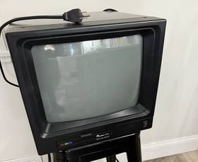 Rainbow Rmc14 Color Video Monitor 13 Inch Vintage Gaming Screen Cctv