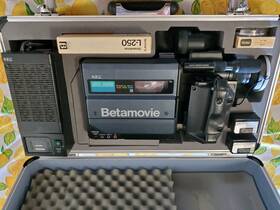 Sanyo Bm-22eu Betamovie Video Camera Auto Focus With Case And Accessories Tested