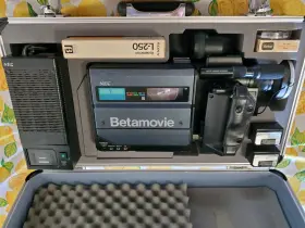 Bm-22eu Sanyo Betamovie Video Camera Auto Focus With Case And Accessories Tested