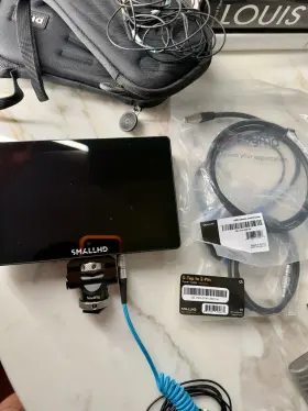 Moncine7arri Smallhd Cine 7 Monitor Arri Kit Comes With Cables - Brand New