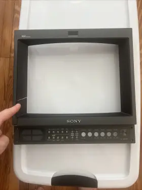 Pvm-1354q Sony 1354 Bezel Broken