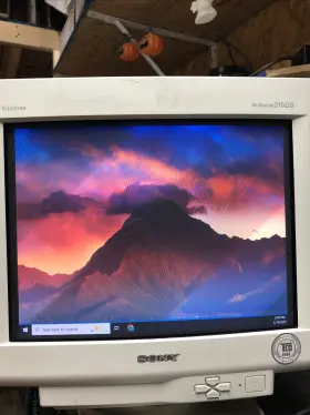 Cpd-210gs Sony Trinitron Multiscan Vintage Gaming Monitor