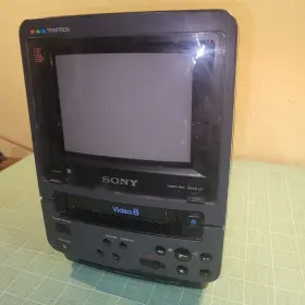 Ev-dt2 Sony Trinitron Video 8 Combo Tv Works Great Tape Doesnftt Work
