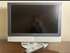 Klv-23hr1 Sony 23 Inch Lcd Flat Screen Tv Monitor With Remote Tested Working Vintage