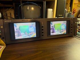 Sony Lmd-7220w Dual 7 Inch Lcd Monitors - Rack Mount Video Art Visuals Security