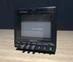 Pvm-4000 Sony Rare Vintage 1982 Trinitron 3.7 Inch Color Professional Video Monitor