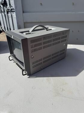 Sony Pvm-9045qm Professional Crt Video Monitor