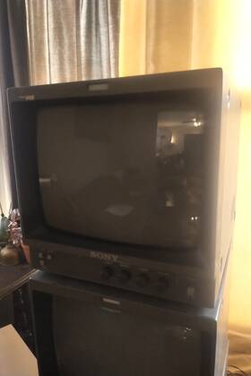 Sony Pvm-97 Black And White Video Monitor