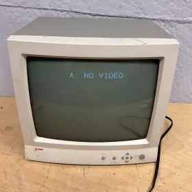 Km1700mn Ultrak 17 Inch Crt Security Surveillance Monitor Vintage Cctv Retro Gaming