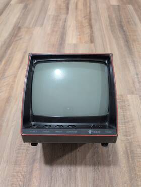 Vicon Vm5092 Vintage Crt B&w Security Monitor 9 Inch Screen