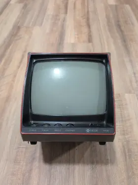 Vm5092 Vicon Vintage Crt B&w Security Monitor 9 Inch Screen