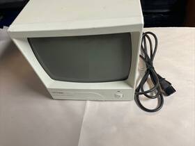 Vitek Vtm-09 9 Inch Industrial Security/ Medical Crt Video Monitor White Mb62
