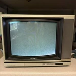 Sony Trinitron KV-1926R Crt Color Tv Wood Grain Retro Gaming Television Vintage Used. Price: $199.99.